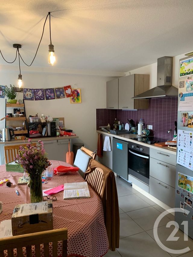 Appartement &agrave; louer - 4 pi&egrave;ces - 77,94 m2 - Ville Du Pont - 25 - FRANCHE-COMTE