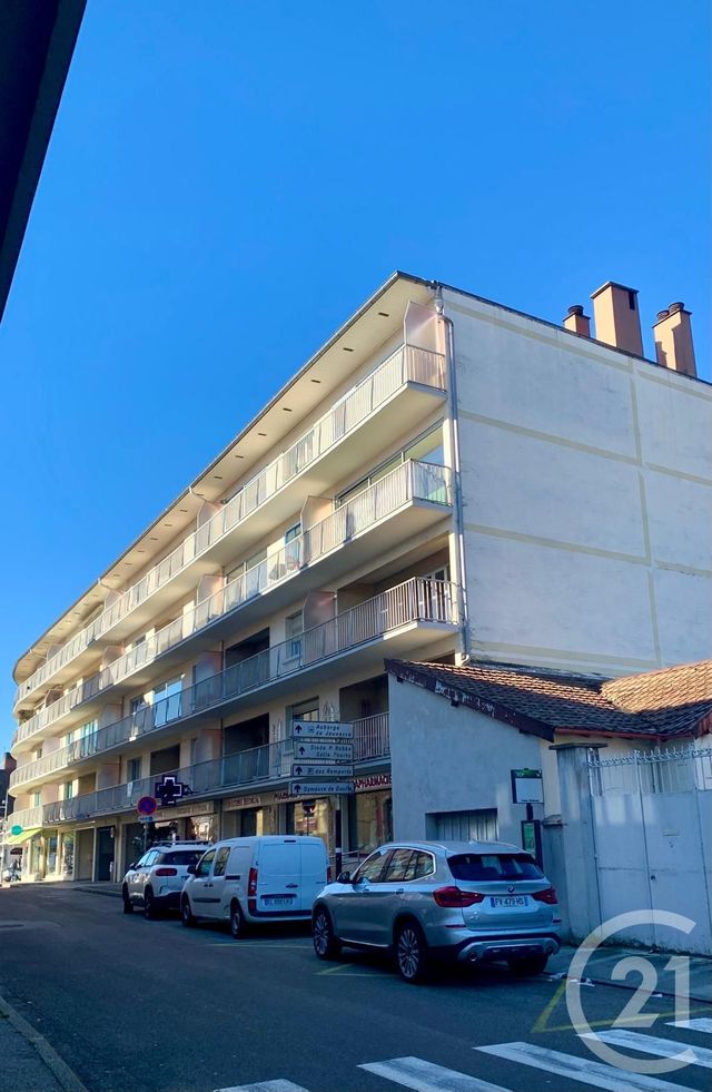 Parking &agrave; louer - 15 m2 - Pontarlier - 25 - FRANCHE-COMTE