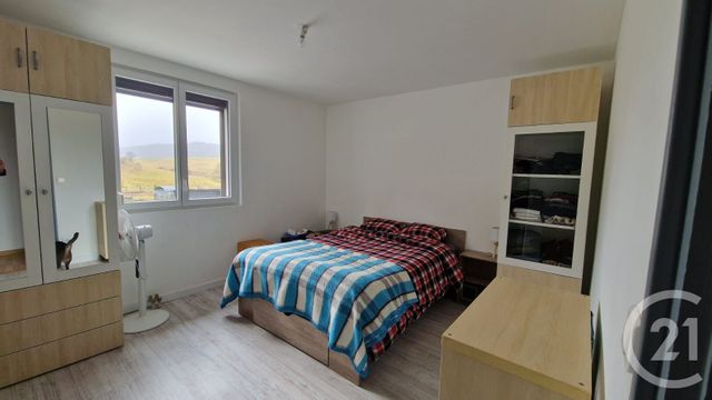 Appartement F5 &agrave; louer - 5 pi&egrave;ces - 149,42 m2 - Oye Et Pallet - 25 - FRANCHE-COMTE