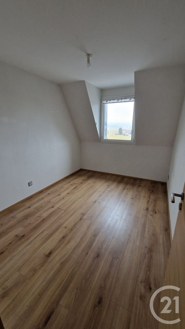 Appartement F3 &agrave; louer - 3 pi&egrave;ces - 61 m2 - Gilley - 25 - FRANCHE-COMTE