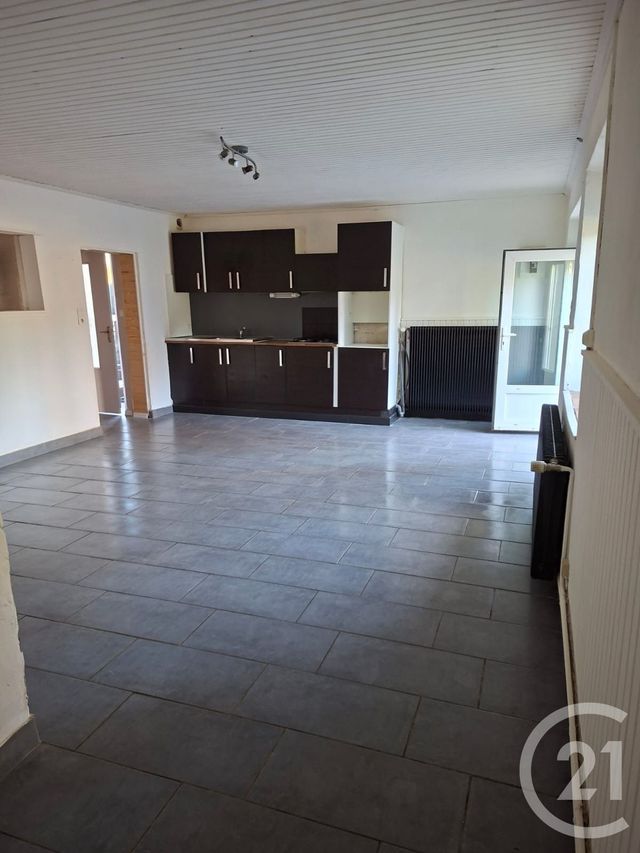 Appartement F3 bis &agrave; louer - 3 pi&egrave;ces - 73,47 m2 - La Longeville - 25 - FRANCHE-COMTE