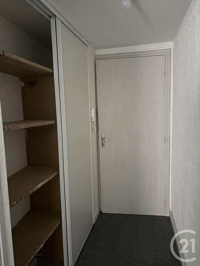 Appartement Studio &agrave; louer - 1 pi&egrave;ce - 20 m2 - Pontarlier - 25 - FRANCHE-COMTE