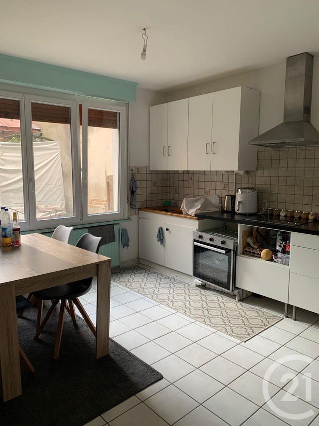 Appartement F1 &agrave; louer - 1 pi&egrave;ce - 50 m2 - Pontarlier - 25 - FRANCHE-COMTE