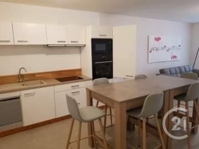 Appartement F3 &agrave; louer - 3 pi&egrave;ces - 66,64 m2 - Pontarlier - 25 - FRANCHE-COMTE