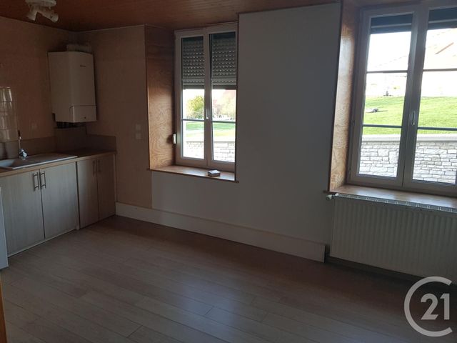 Appartement F1 &agrave; louer - 1 pi&egrave;ce - 34,13 m2 - Amancey - 25 - FRANCHE-COMTE