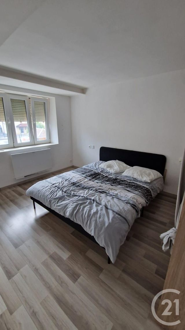 Appartement Duplex &agrave; louer - 2 pi&egrave;ces - 52,80 m2 - La Riviere Drugeon - 25 - FRANCHE-COMTE