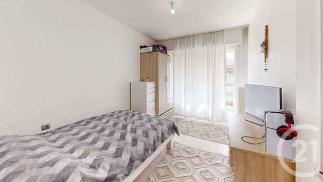 Appartement F4 &agrave; vendre - 5 pi&egrave;ces - 83,16 m2 - Pontarlier - 25 - FRANCHE-COMTE