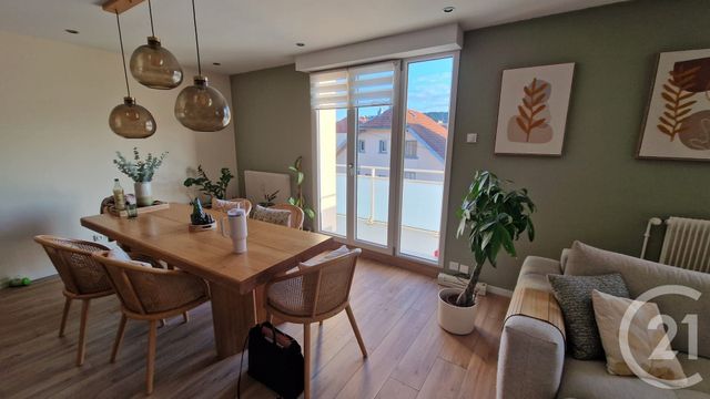 Appartement F4 &agrave; louer - 4 pi&egrave;ces - 92,94 m2 - Pontarlier - 25 - FRANCHE-COMTE
