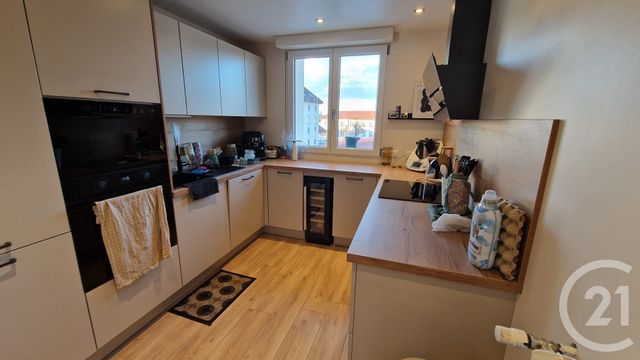 Appartement F4 &agrave; louer - 4 pi&egrave;ces - 92,94 m2 - Pontarlier - 25 - FRANCHE-COMTE