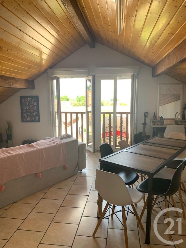 Appartement F2 &agrave; louer - 2 pi&egrave;ces - 45 m2 - La Riviere Drugeon - 25 - FRANCHE-COMTE