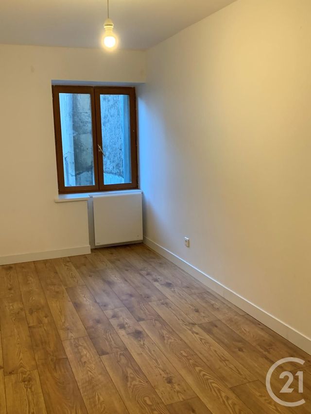 Appartement F3 &agrave; louer - 3 pi&egrave;ces - 87 m2 - Pontarlier - 25 - FRANCHE-COMTE