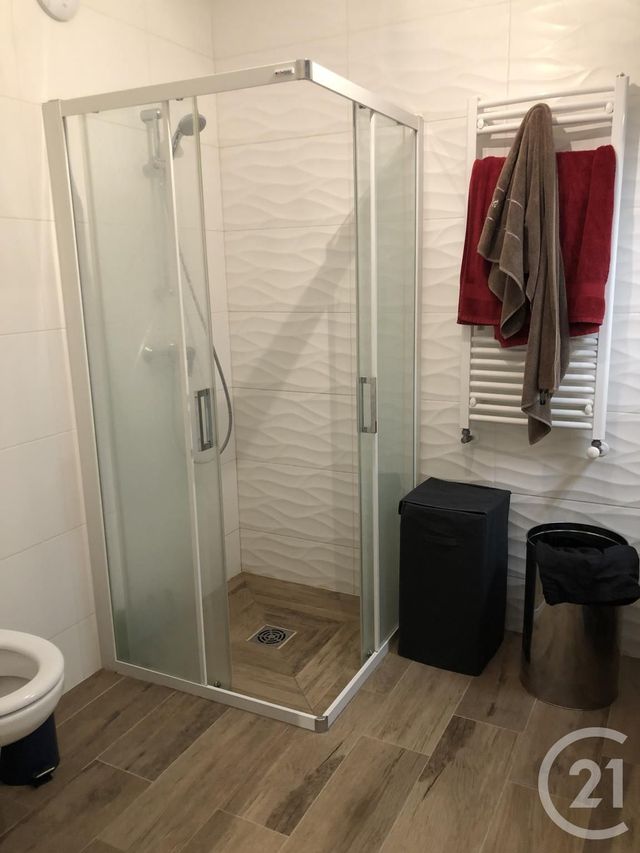 Appartement T2 &agrave; louer - 2 pi&egrave;ces - 46,95 m2 - Pontarlier - 25 - FRANCHE-COMTE