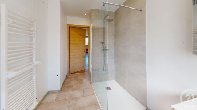 Appartement F4 &agrave; vendre - 4 pi&egrave;ces - 75 m2 - Pontarlier - 25 - FRANCHE-COMTE