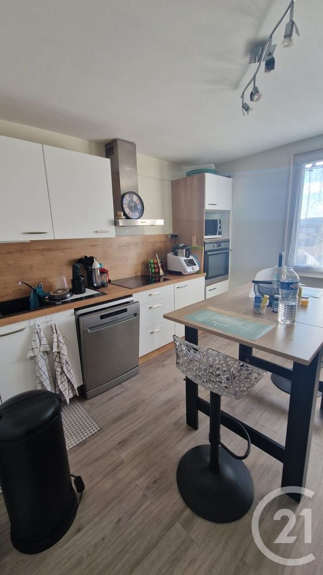 Appartement F3 &agrave; louer - 3 pi&egrave;ces - 69 m2 - Pontarlier - 25 - FRANCHE-COMTE