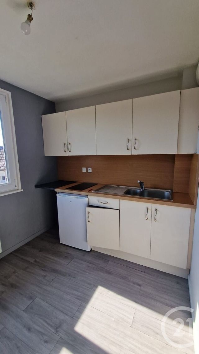 Appartement F1 &agrave; louer - 1 pi&egrave;ce - 31,82 m2 - Pontarlier - 25 - FRANCHE-COMTE