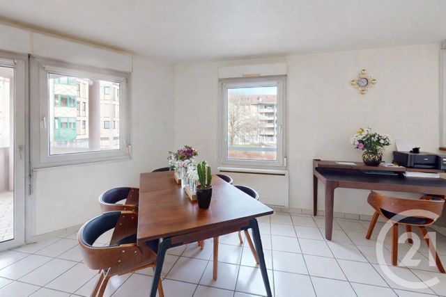 Appartement F2 &agrave; louer - 2 pi&egrave;ces - 55,73 m2 - Pontarlier - 25 - FRANCHE-COMTE