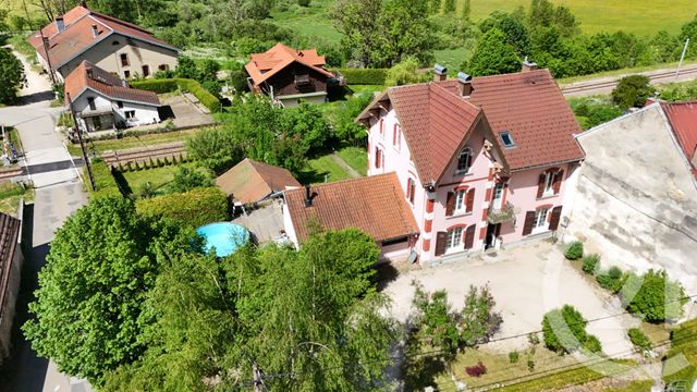 Maison &agrave; vendre - 14 pi&egrave;ces - 280 m2 - La Cluse Et Mijoux - 25 - FRANCHE-COMTE