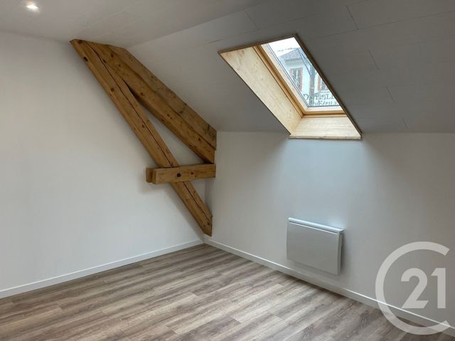 Appartement T4 &agrave; vendre - 4 pi&egrave;ces - 77 m2 - La Cluse Et Mijoux - 25 - FRANCHE-COMTE