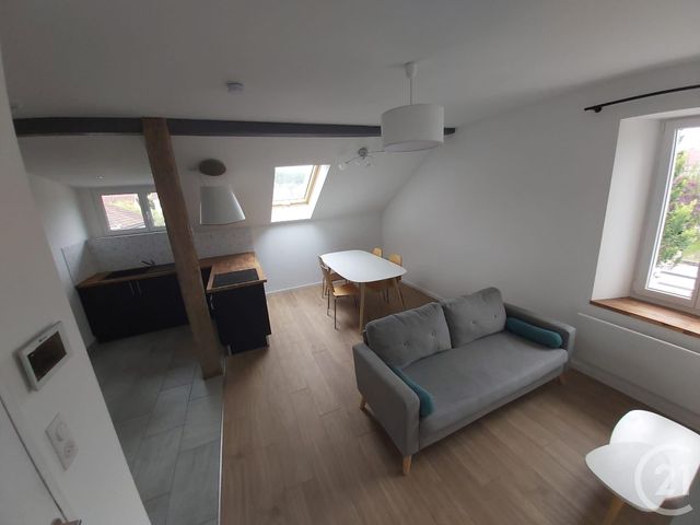 Appartement F2 &agrave; louer - 2 pi&egrave;ces - 46,90 m2 - Pontarlier - 25 - FRANCHE-COMTE