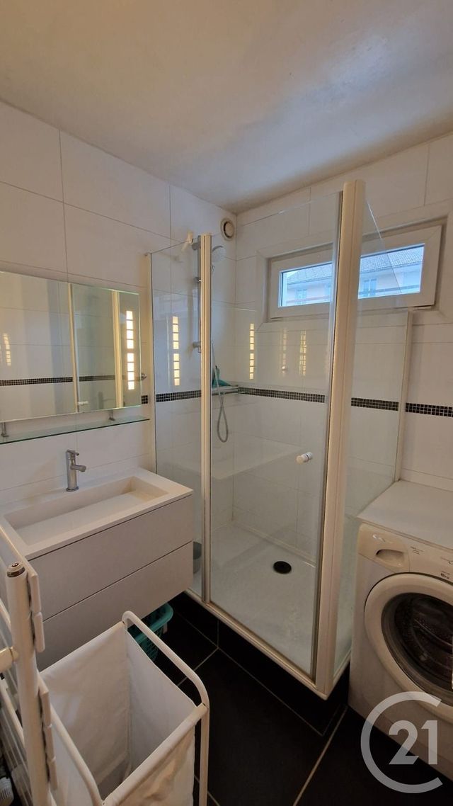 Appartement F2 &agrave; louer - 2 pi&egrave;ces - 50,30 m2 - Pontarlier - 25 - FRANCHE-COMTE