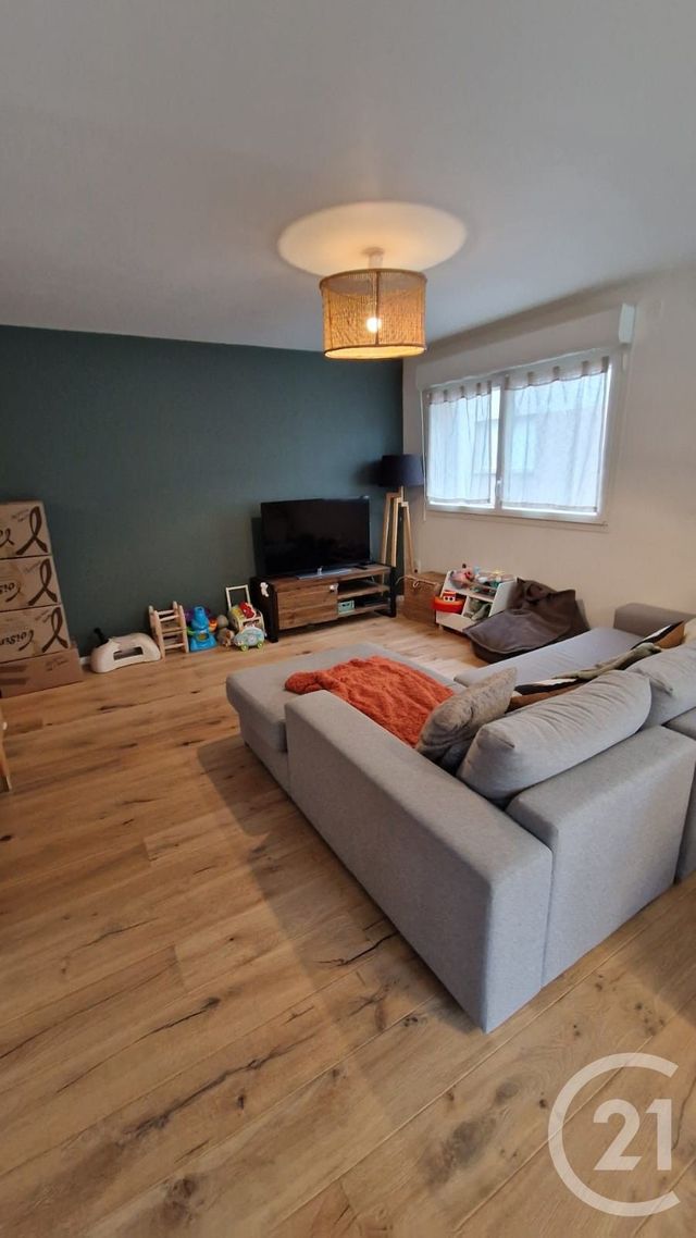 Appartement F4 &agrave; louer - 4 pi&egrave;ces - 88,63 m2 - Pontarlier - 25 - FRANCHE-COMTE