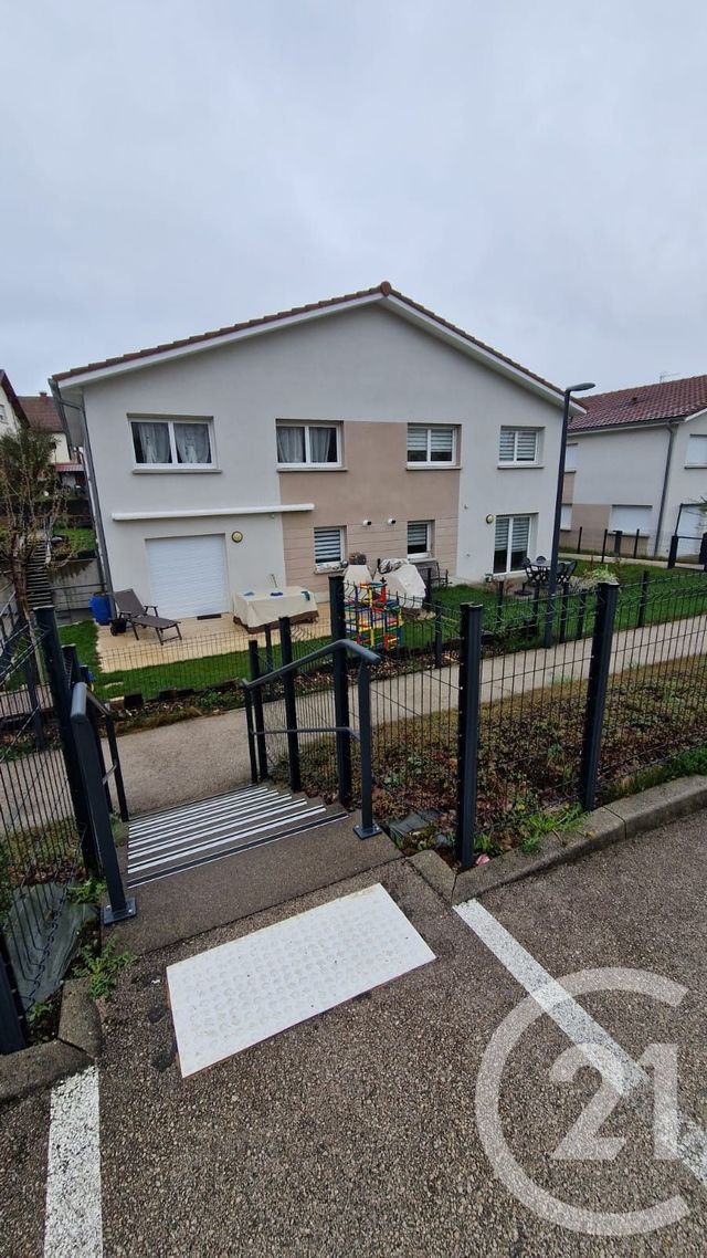 Appartement F4 &agrave; louer - 4 pi&egrave;ces - 88,63 m2 - Pontarlier - 25 - FRANCHE-COMTE