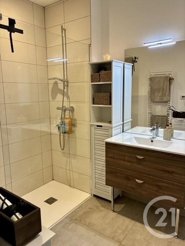 Appartement F3 &agrave; louer - 3 pi&egrave;ces - 60,65 m2 - Dommartin - 25 - FRANCHE-COMTE