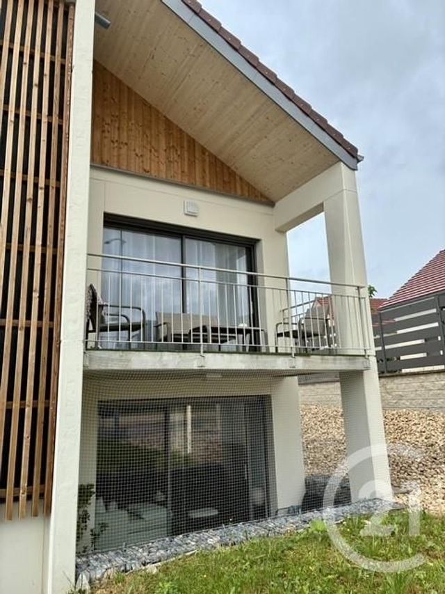 Appartement F3 &agrave; louer - 3 pi&egrave;ces - 60,65 m2 - Dommartin - 25 - FRANCHE-COMTE