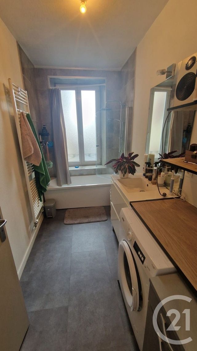 Appartement F3 &agrave; louer - 3 pi&egrave;ces - 66,53 m2 - Pontarlier - 25 - FRANCHE-COMTE