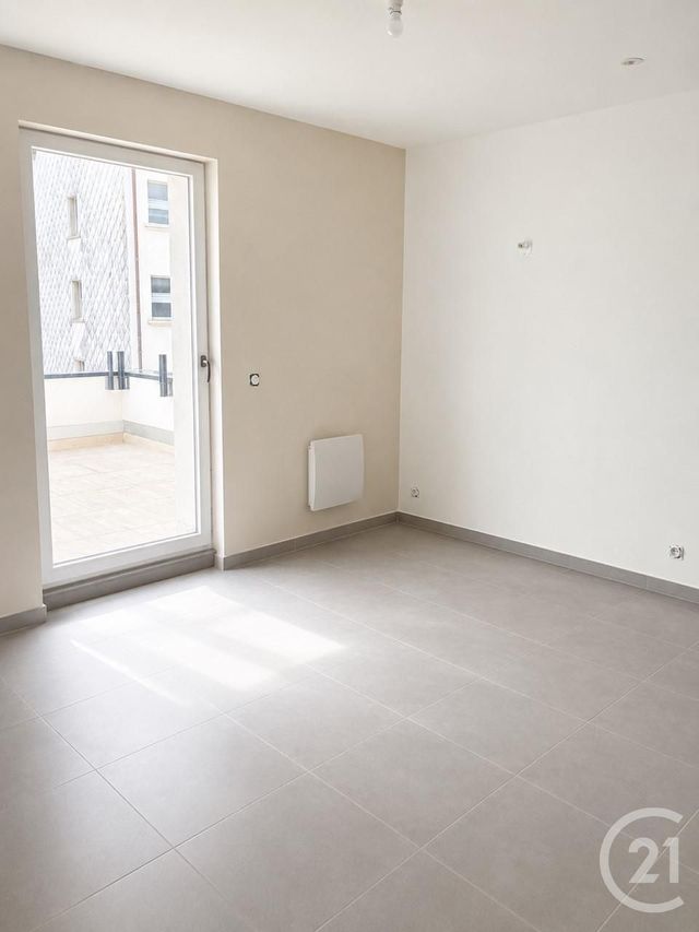 Appartement Duplex &agrave; louer - 4 pi&egrave;ces - 75,73 m2 - Pontarlier - 25 - FRANCHE-COMTE