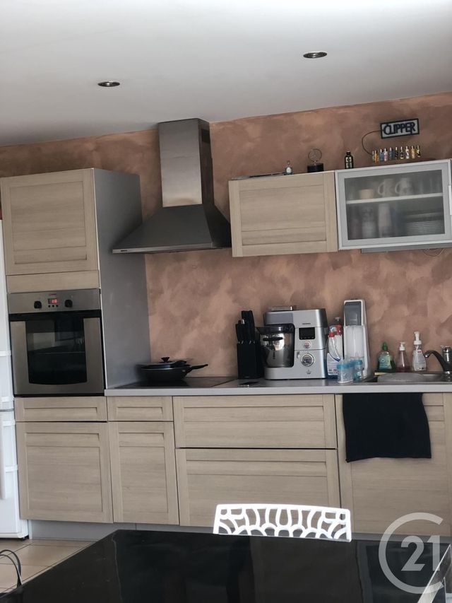 Appartement F3 &agrave; louer - 3 pi&egrave;ces - 69,45 m2 - Dommartin - 25 - FRANCHE-COMTE