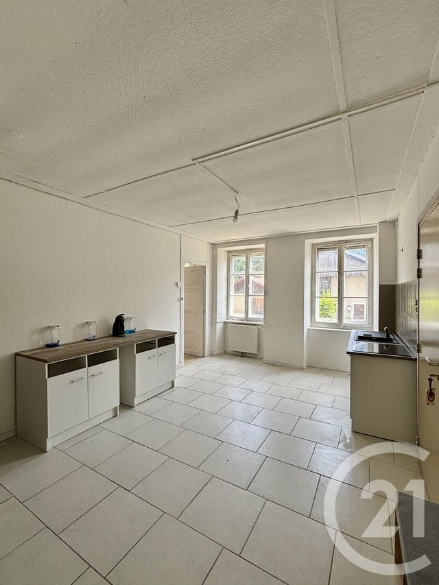 Appartement T4 &agrave; vendre - 5 pi&egrave;ces - 110 m2 - Verrieres De Joux - 25 - FRANCHE-COMTE
