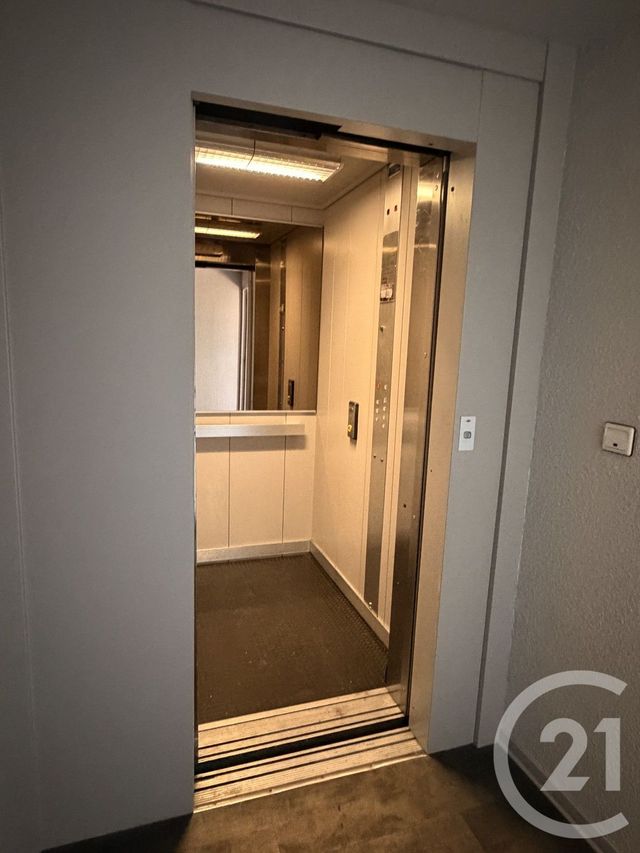 Appartement F1 &agrave; vendre - 2 pi&egrave;ces - 24,70 m2 - Pontarlier - 25 - FRANCHE-COMTE