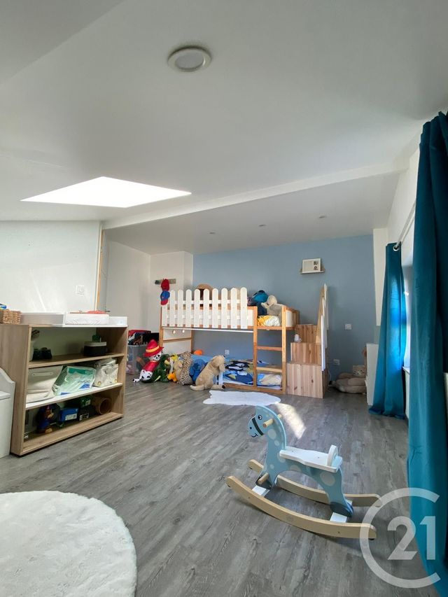 Appartement Duplex &agrave; louer - 4 pi&egrave;ces - 105 m2 - Pontarlier - 25 - FRANCHE-COMTE