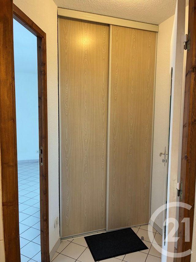Appartement T1 &agrave; louer - 1 pi&egrave;ce - 29,50 m2 - Pontarlier - 25 - FRANCHE-COMTE