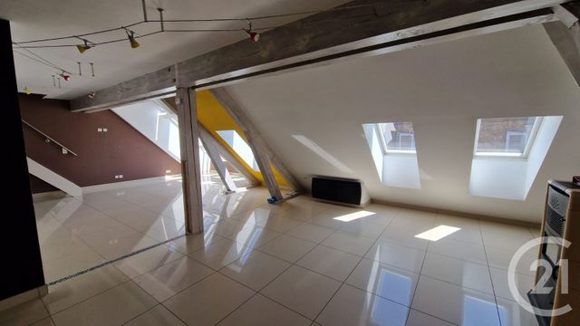 Appartement Duplex &agrave; louer - 3 pi&egrave;ces - 80,80 m2 - Pontarlier - 25 - FRANCHE-COMTE