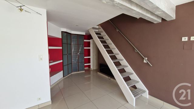 Appartement Duplex &agrave; louer - 3 pi&egrave;ces - 80,80 m2 - Pontarlier - 25 - FRANCHE-COMTE