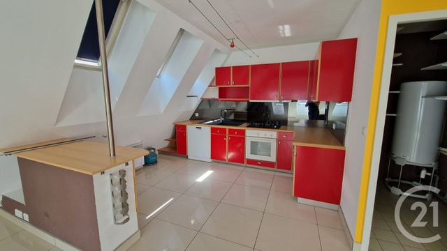 Appartement Duplex &agrave; louer - 3 pi&egrave;ces - 80,80 m2 - Pontarlier - 25 - FRANCHE-COMTE