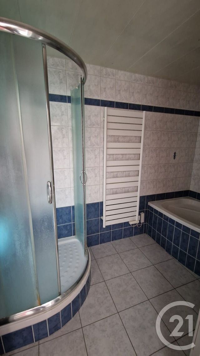 Appartement Duplex &agrave; louer - 3 pi&egrave;ces - 80,80 m2 - Pontarlier - 25 - FRANCHE-COMTE
