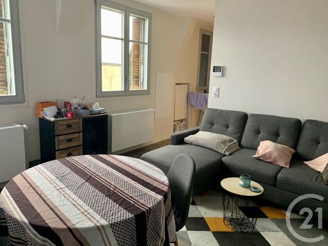 Appartement F2 &agrave; louer - 2 pi&egrave;ces - 41 m2 - Pontarlier - 25 - FRANCHE-COMTE