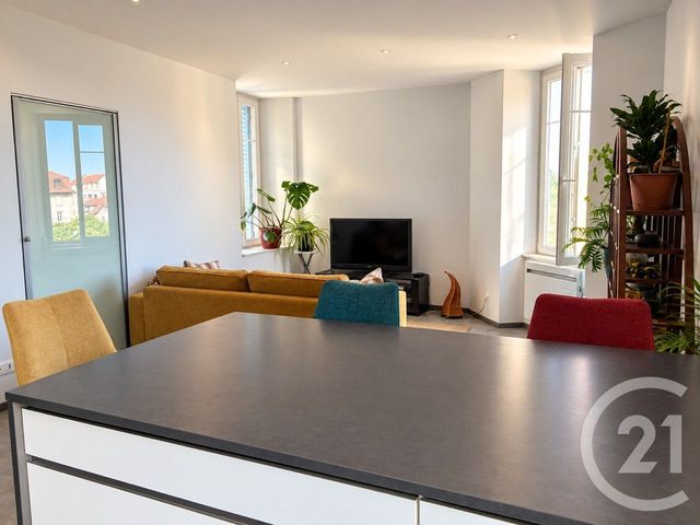 Appartement F3 &agrave; louer - 3 pi&egrave;ces - 59,53 m2 - Pontarlier - 25 - FRANCHE-COMTE