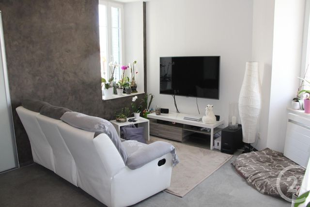 Appartement F3 &agrave; louer - 3 pi&egrave;ces - 59,53 m2 - Pontarlier - 25 - FRANCHE-COMTE