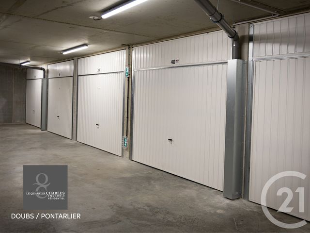 parking - DOUBS - 25