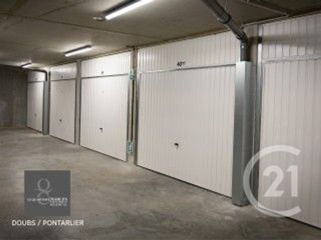 parking - DOUBS - 25