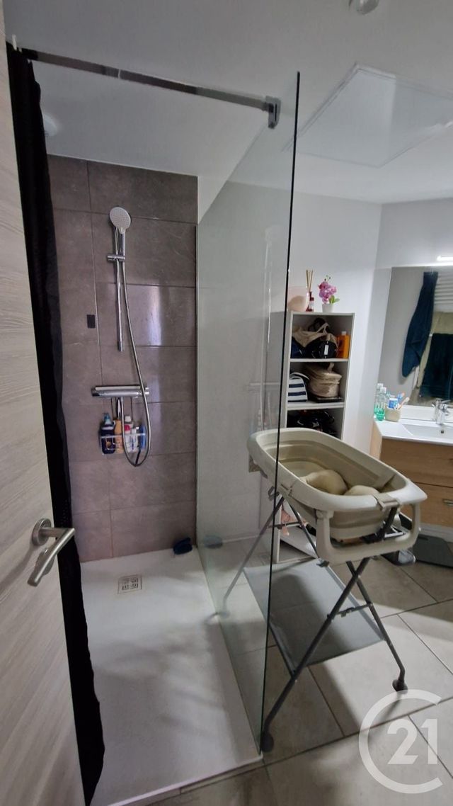Appartement F3 &agrave; louer - 3 pi&egrave;ces - 58,80 m2 - Pontarlier - 25 - FRANCHE-COMTE