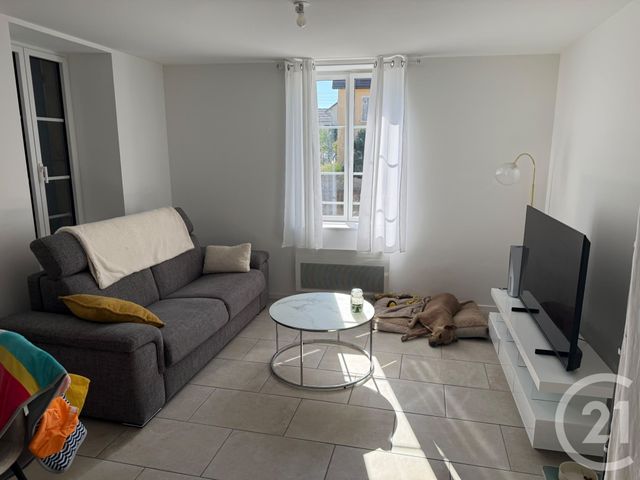 Appartement F3 &agrave; louer - 3 pi&egrave;ces - 58,80 m2 - Pontarlier - 25 - FRANCHE-COMTE