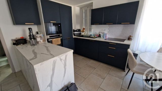 Appartement F3 &agrave; louer - 3 pi&egrave;ces - 58,80 m2 - Pontarlier - 25 - FRANCHE-COMTE