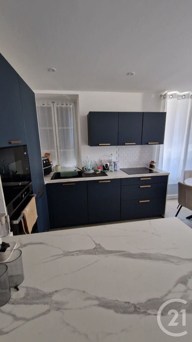 Appartement F3 &agrave; louer - 3 pi&egrave;ces - 58,80 m2 - Pontarlier - 25 - FRANCHE-COMTE