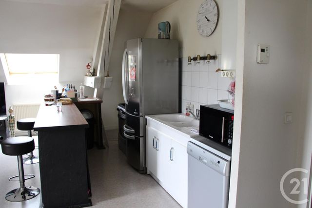 Appartement F4 &agrave; louer - 4 pi&egrave;ces - 70 m2 - Pontarlier - 25 - FRANCHE-COMTE