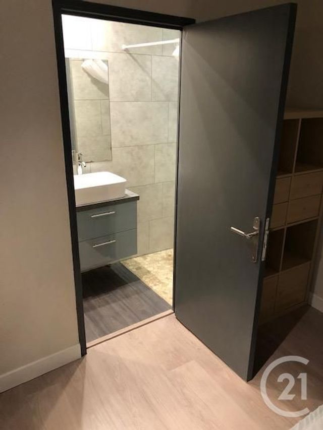 Appartement F2 &agrave; louer - 2 pi&egrave;ces - 29,50 m2 - Pontarlier - 25 - FRANCHE-COMTE